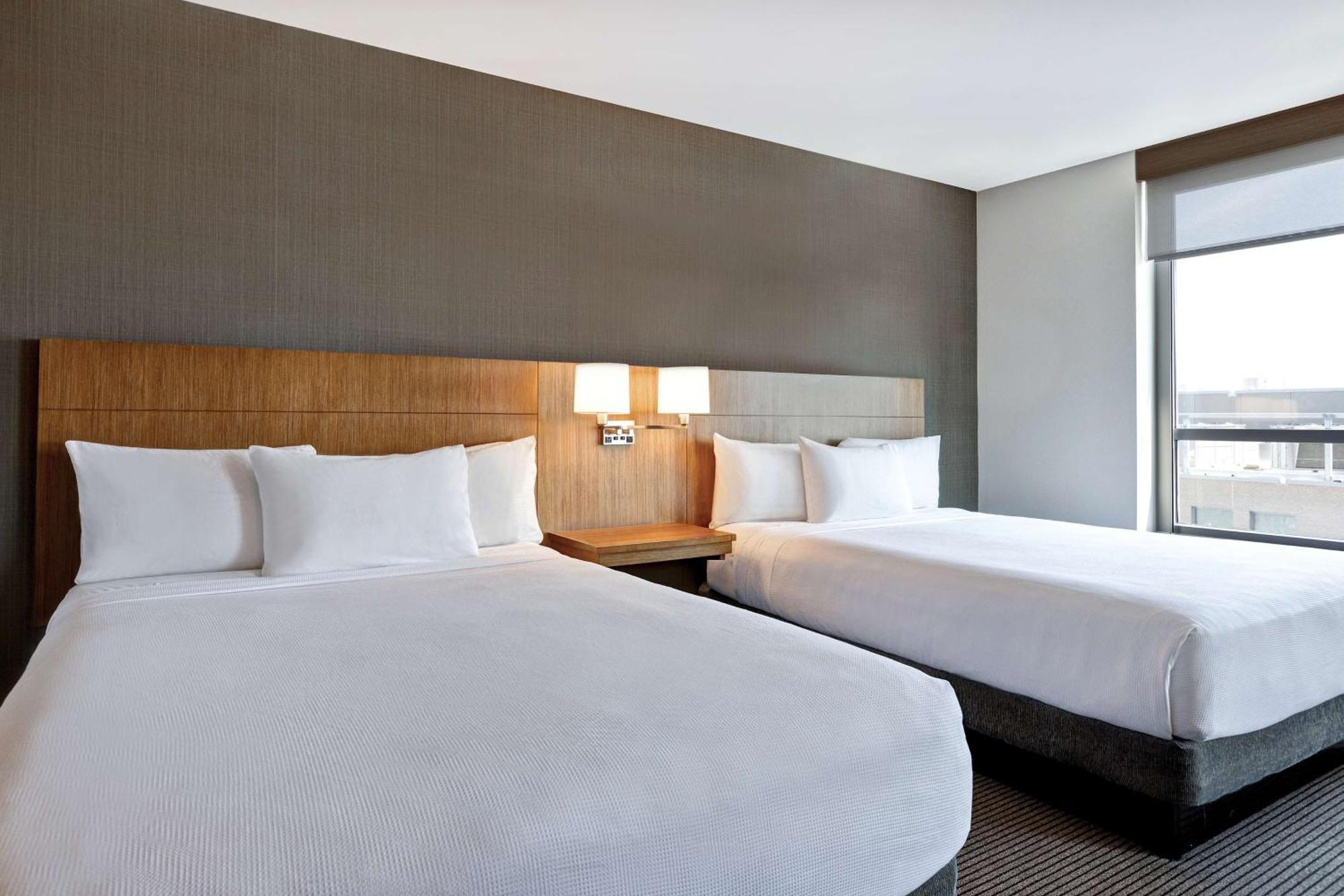 Hyatt Place Bloomington / Normal Экстерьер фото