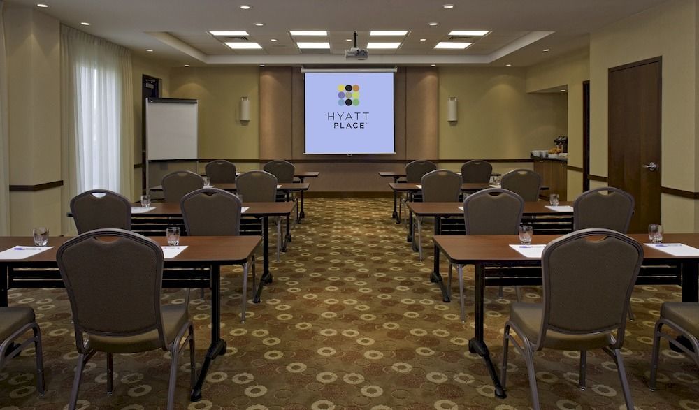 Hyatt Place Bloomington / Normal Экстерьер фото